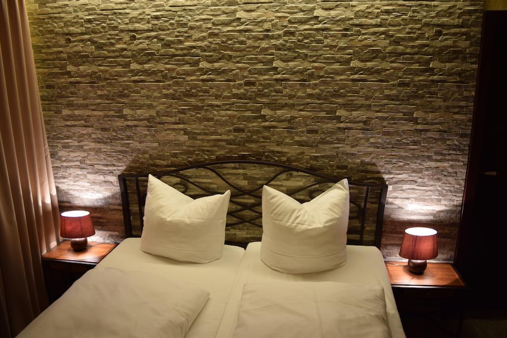 Hotel Arte Vida Ohg Шпремберг Номер фото
